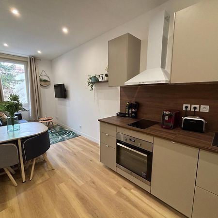 Апартаменты Elegant T2 A Bron, Tramway A 2Min, Box Parking, 4Personnes Экстерьер фото